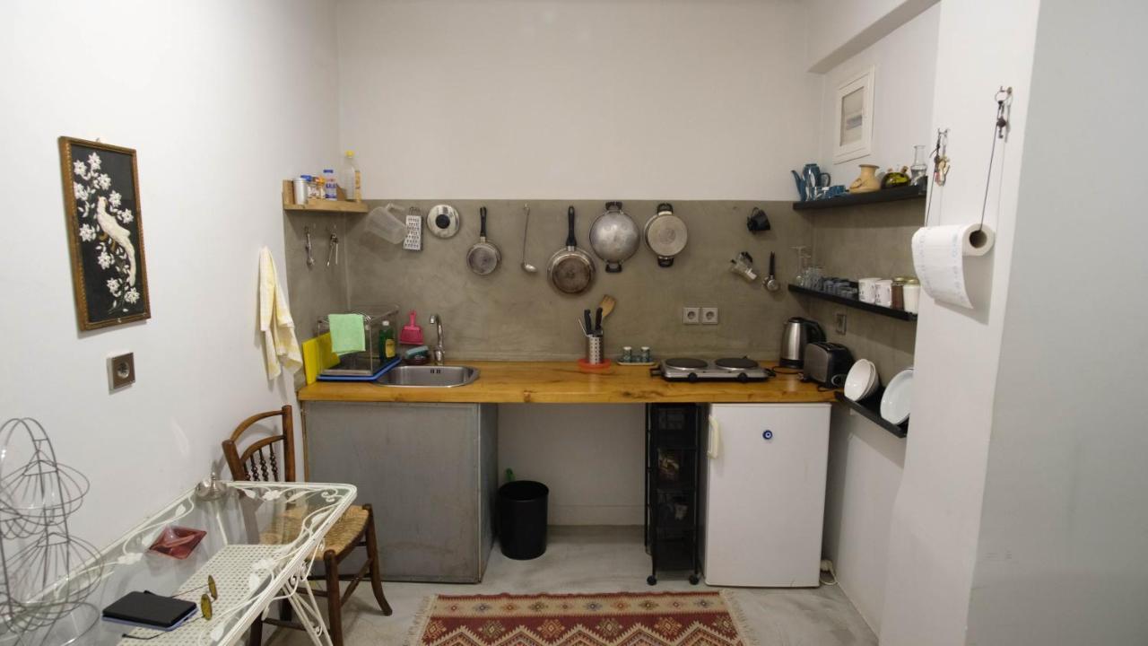 Quiet And Central Flat With Private Backyard Garden Athén Kültér fotó