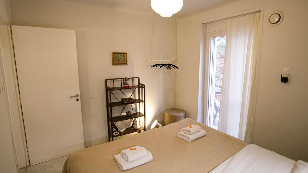 Quiet And Central Flat With Private Backyard Garden Athén Kültér fotó