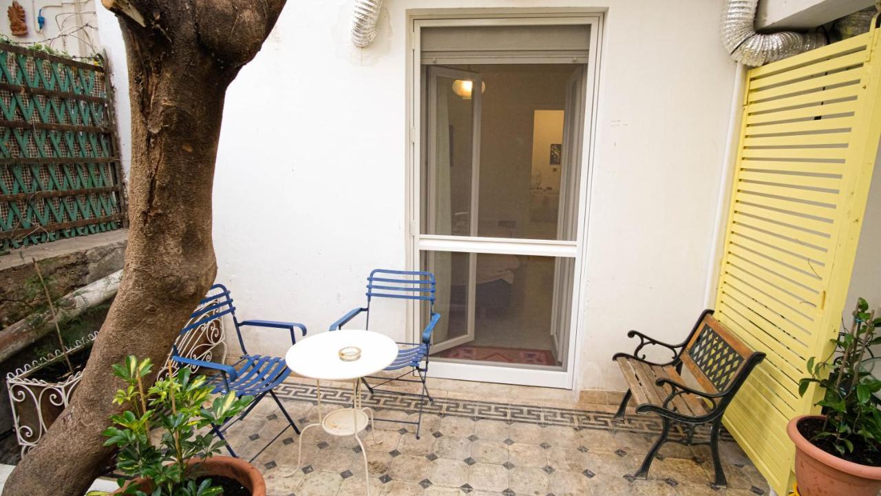 Quiet And Central Flat With Private Backyard Garden Athén Kültér fotó